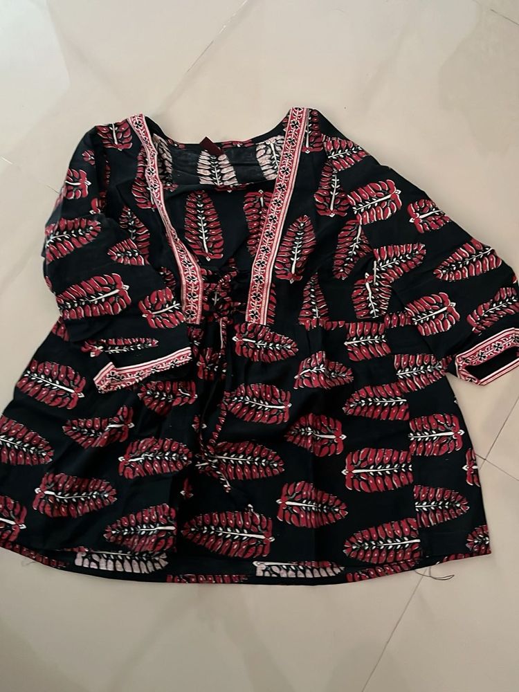 Printed Black Tunic Top