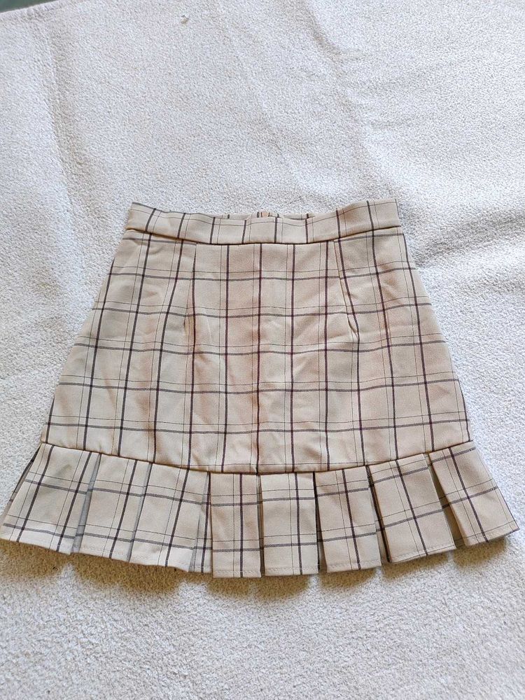 Beige Checked Skort.