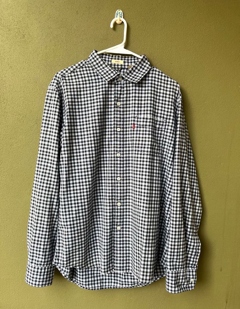 Levi&#39;s Checkered Shirt