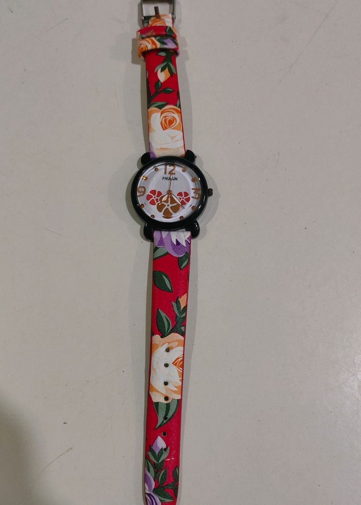New Wrist Watch For Girls   ,Analog Watch , Not Water Proof ,watch For School And College Girls