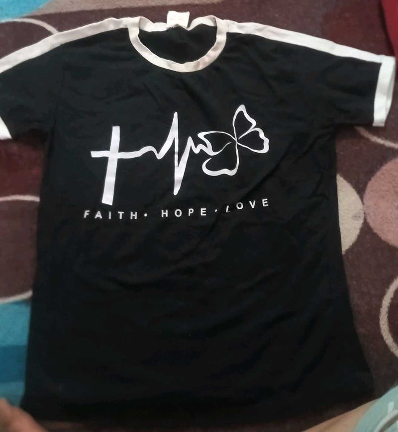 I&#39;m Basically Selling A New T-shirt Purchased Byme