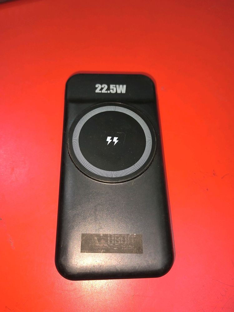 Ubon Megsafe Wireless Powerbank Working 22.5Watt