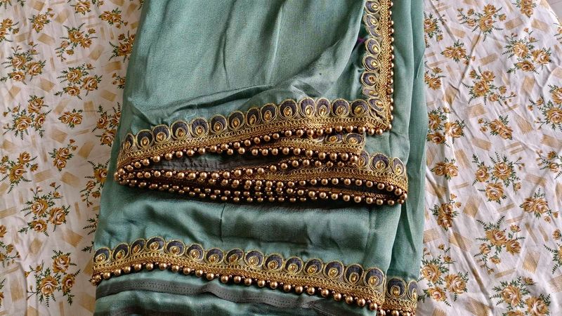 Big Moti Lace Saree