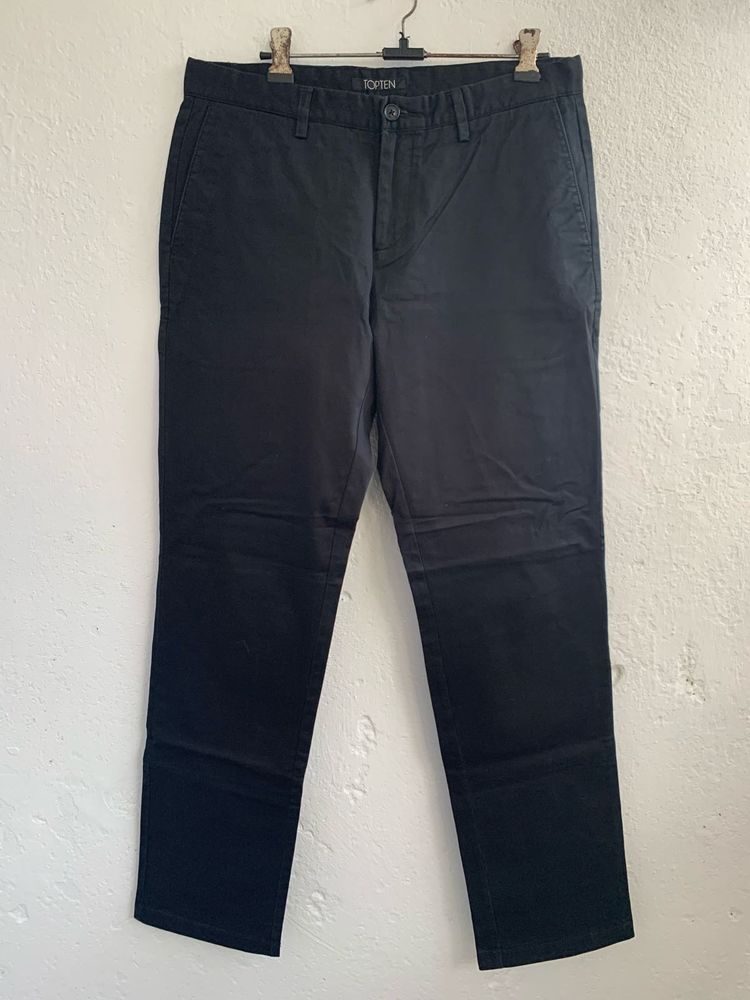 Chinos