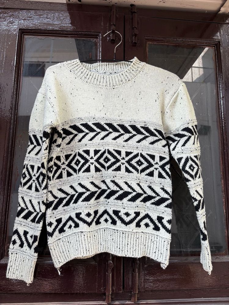Patterned Knit Pullover