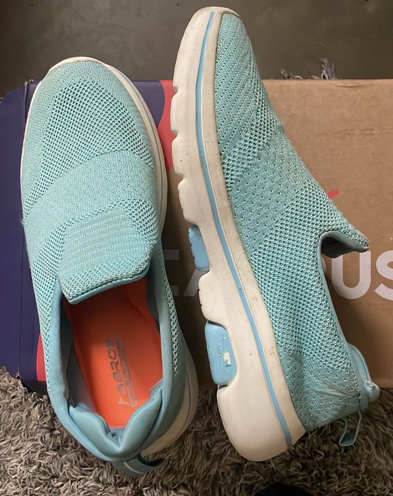 Campus Aqua Comfort Slip-on Sneakers