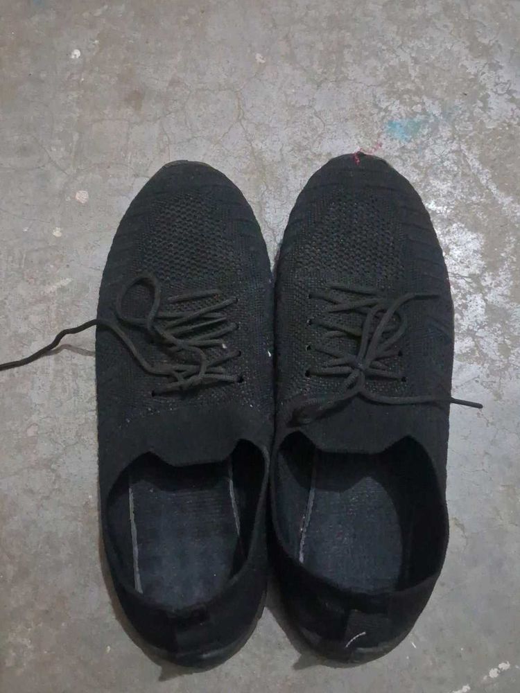 Black Casual Shoes