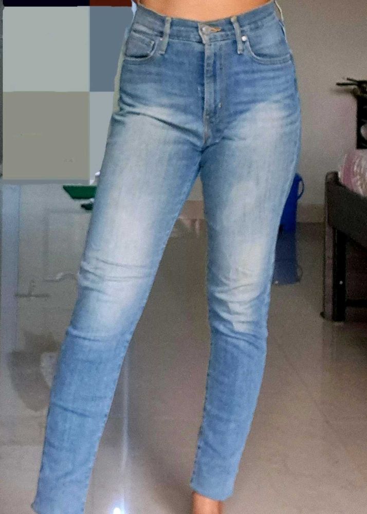 Light Wash High Waisted Denim Jeans