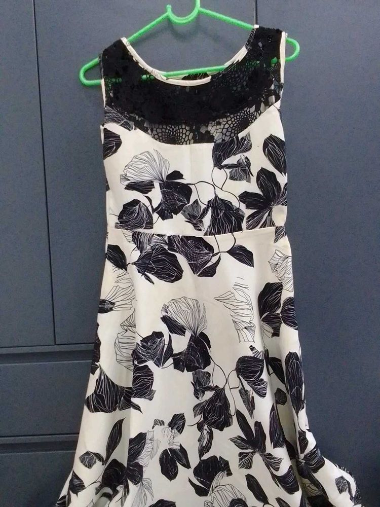 Floral Lace Dress