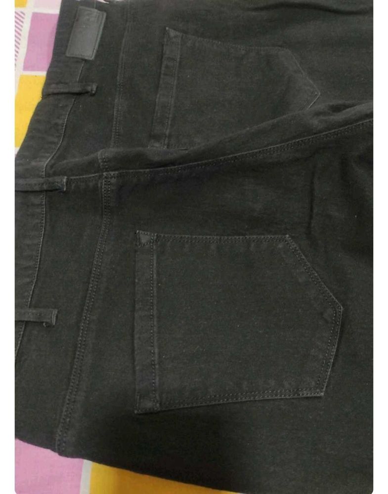 Black Jeans