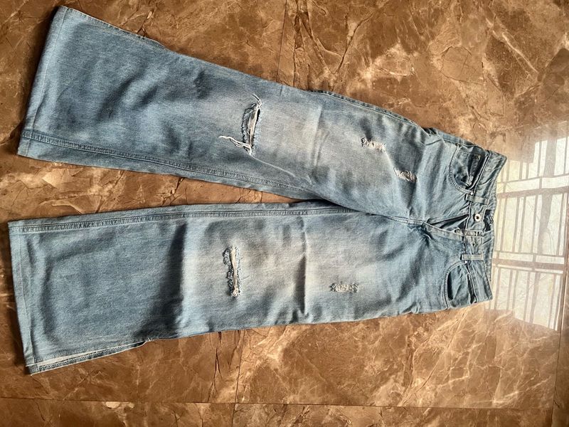 Wide Leg Torn Jeans