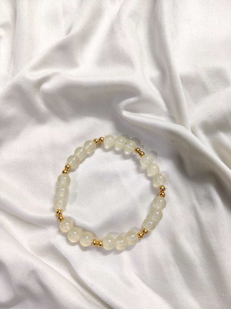beaded bracelet
