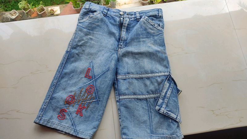 MENS/BOYS NEW VINTAGE DENIM CARGO SHORTS FOR SALE. A BRAND NEW ITEM WITH NO FLAWS AND DAMAGES