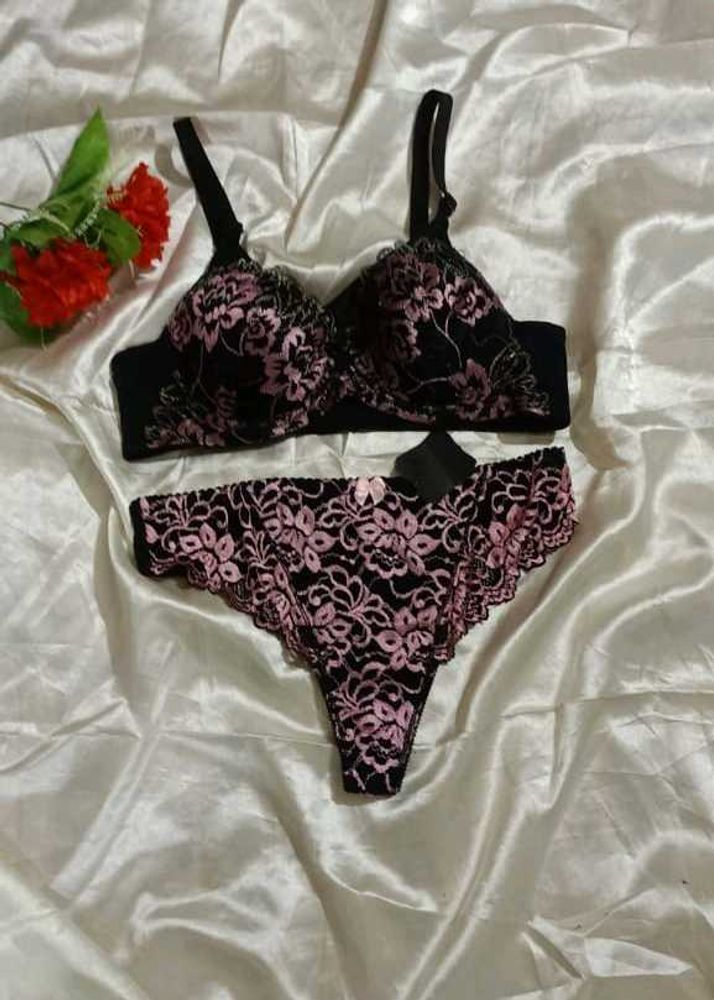 Floral Lace Lingerie Set