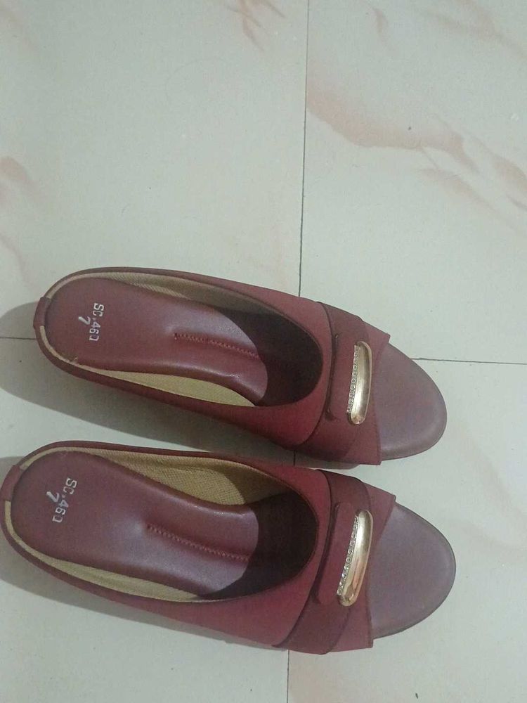 Maroon Casual Flats