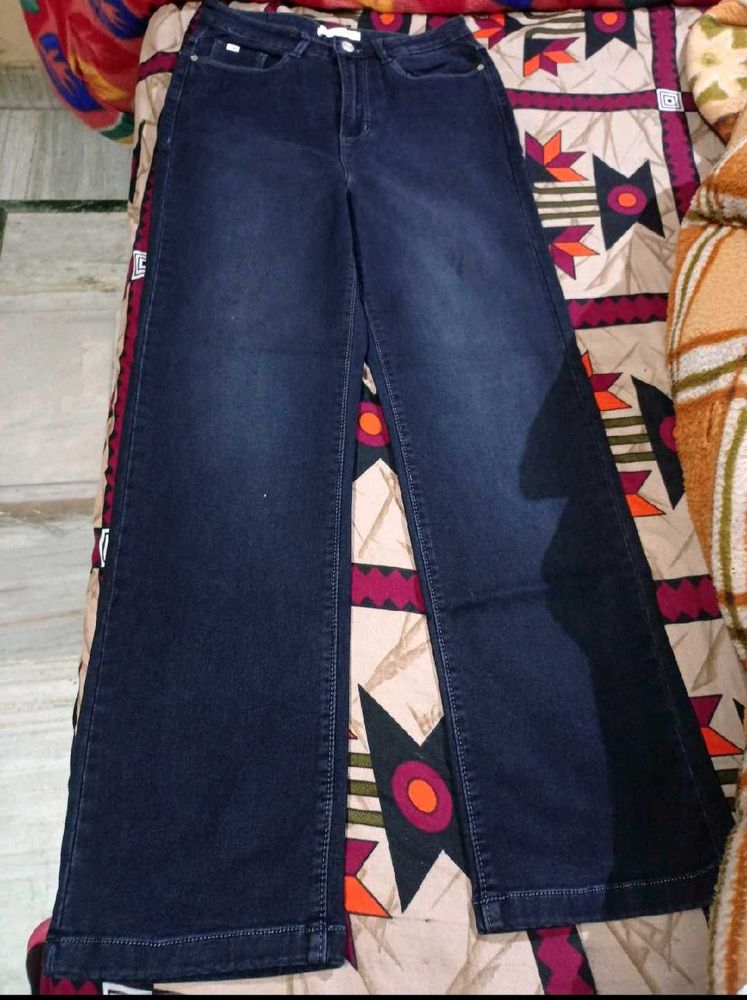 Dark Blue Flared Denim Jeans – Trendy &amp; Comfortabl