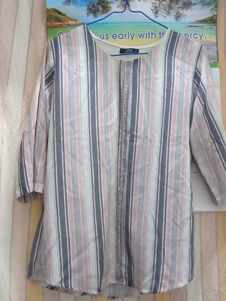 Striped tunic with lace detail
