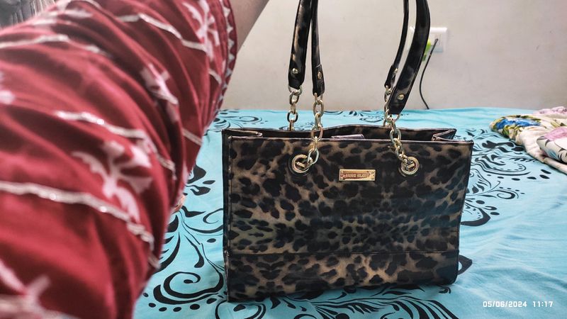 Anne Klein Animal Printed Bag 400/-