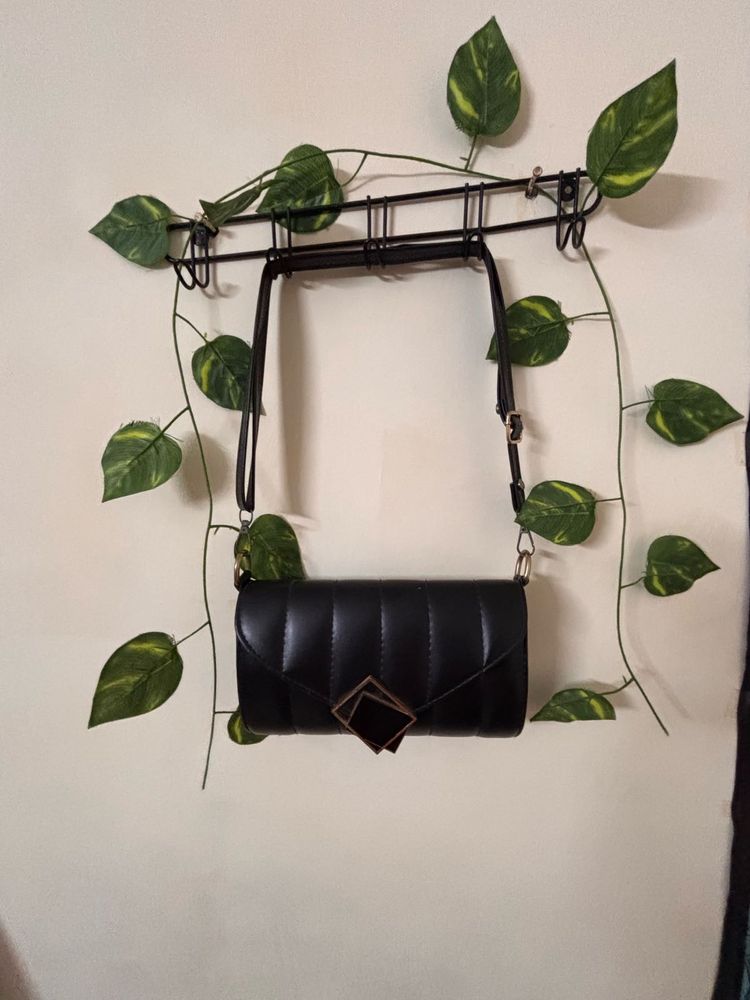 Chic Black Crossbody Bag