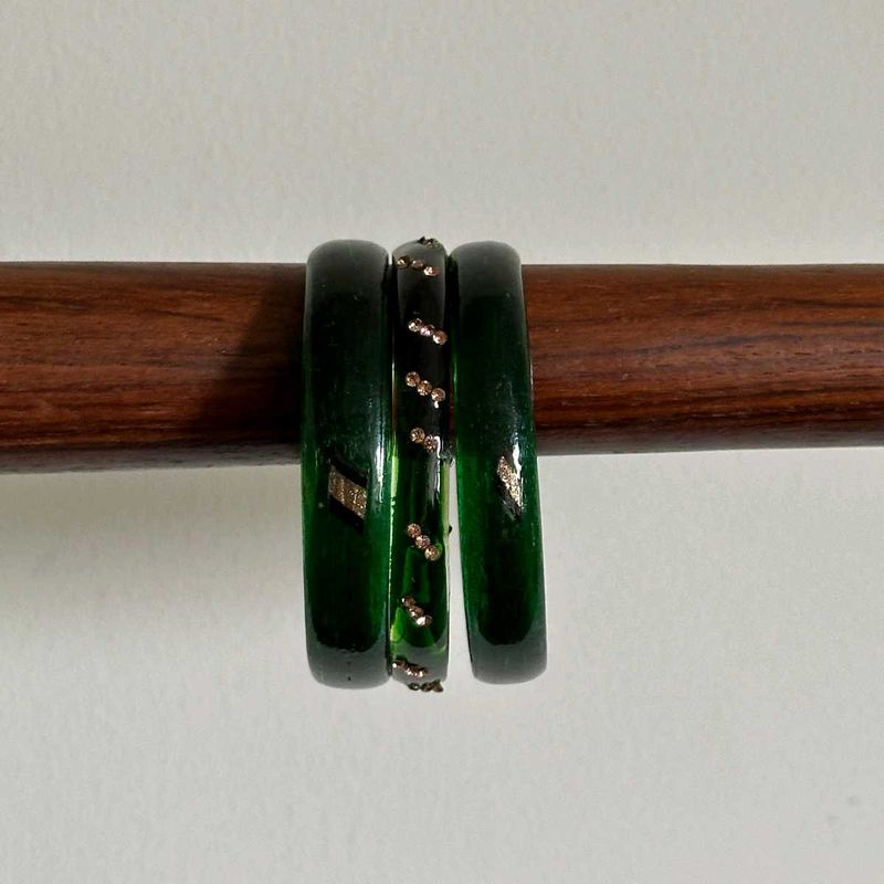 Emerald Glass Bangle Set