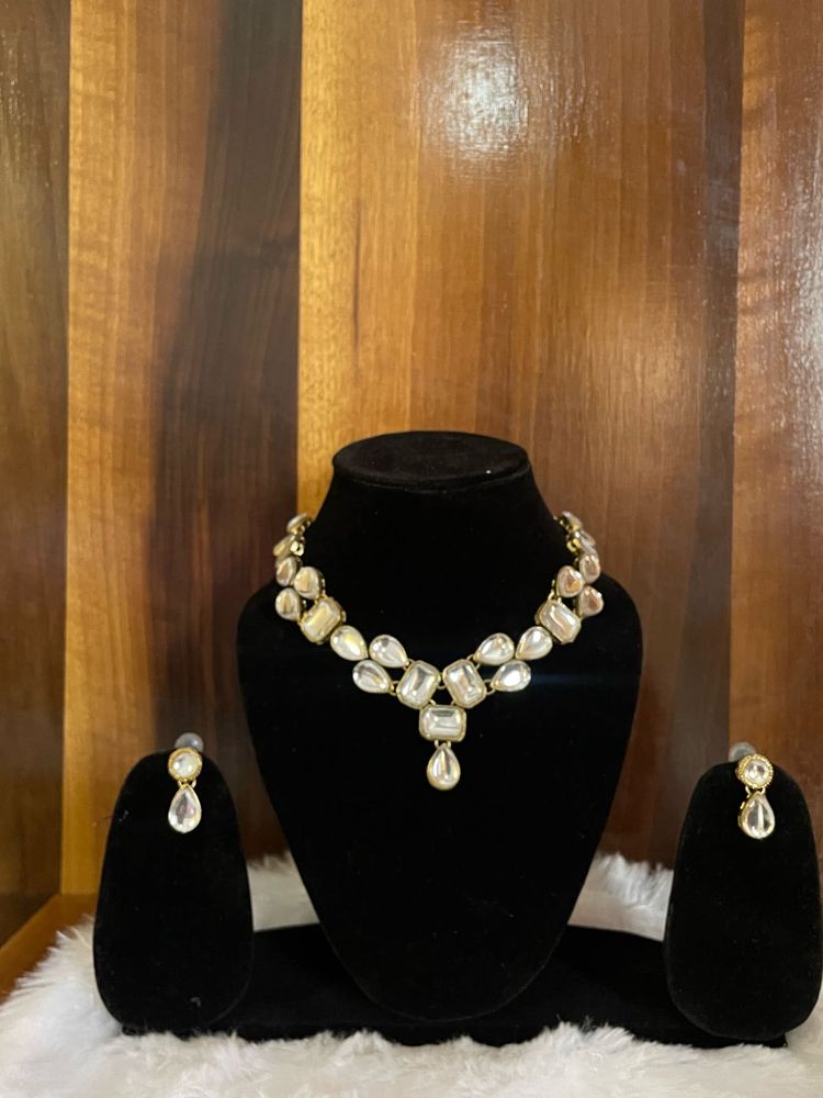 Elegant Necklace &amp; Earring Set