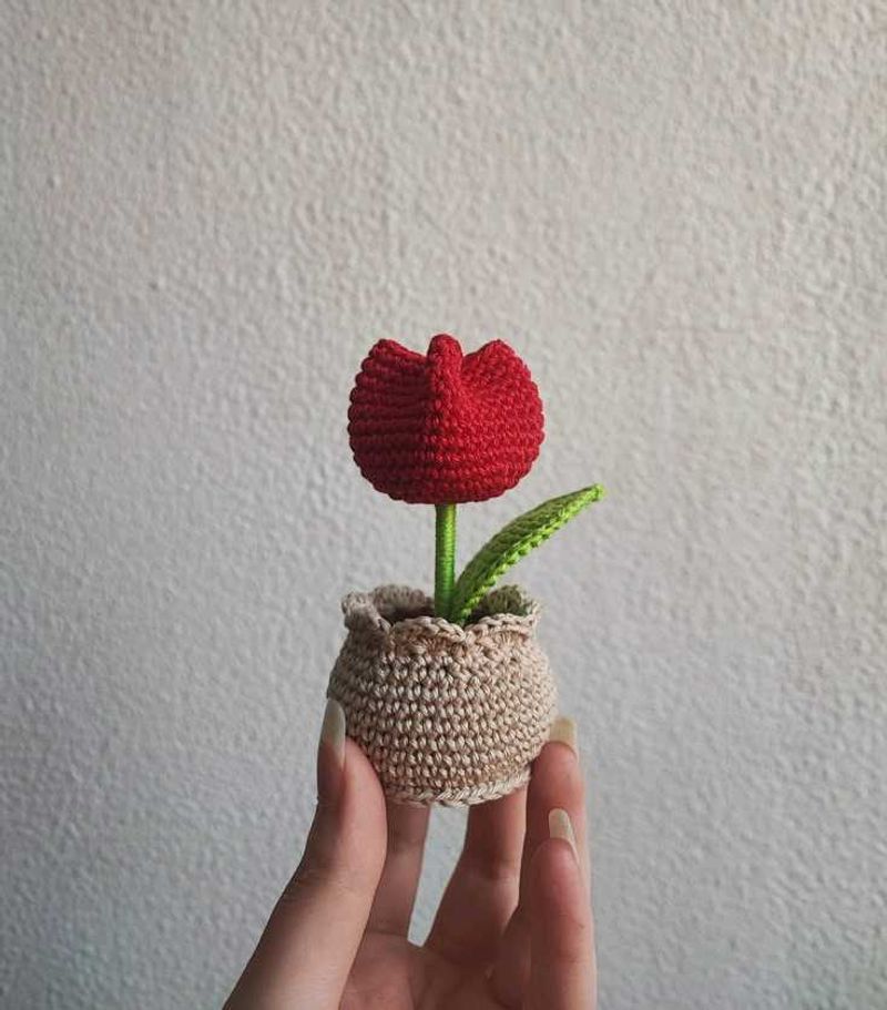Tulip Pot