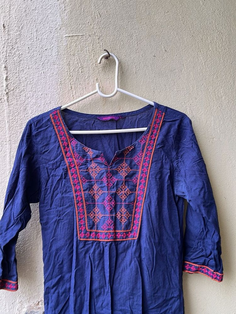 Beautiful 😍 Embroidered Blue Kurta 🤍