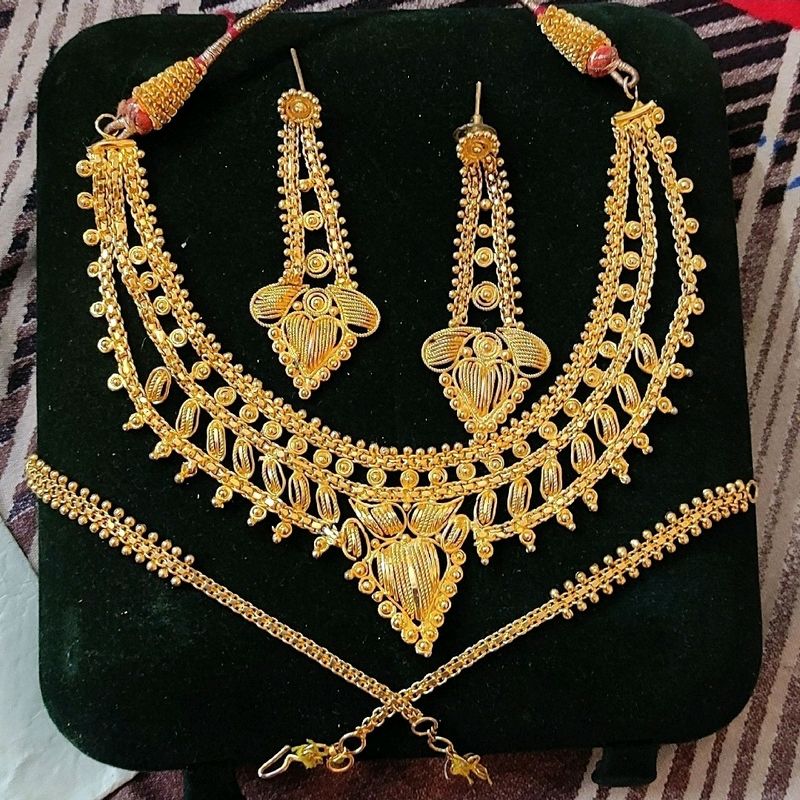 jewellery set