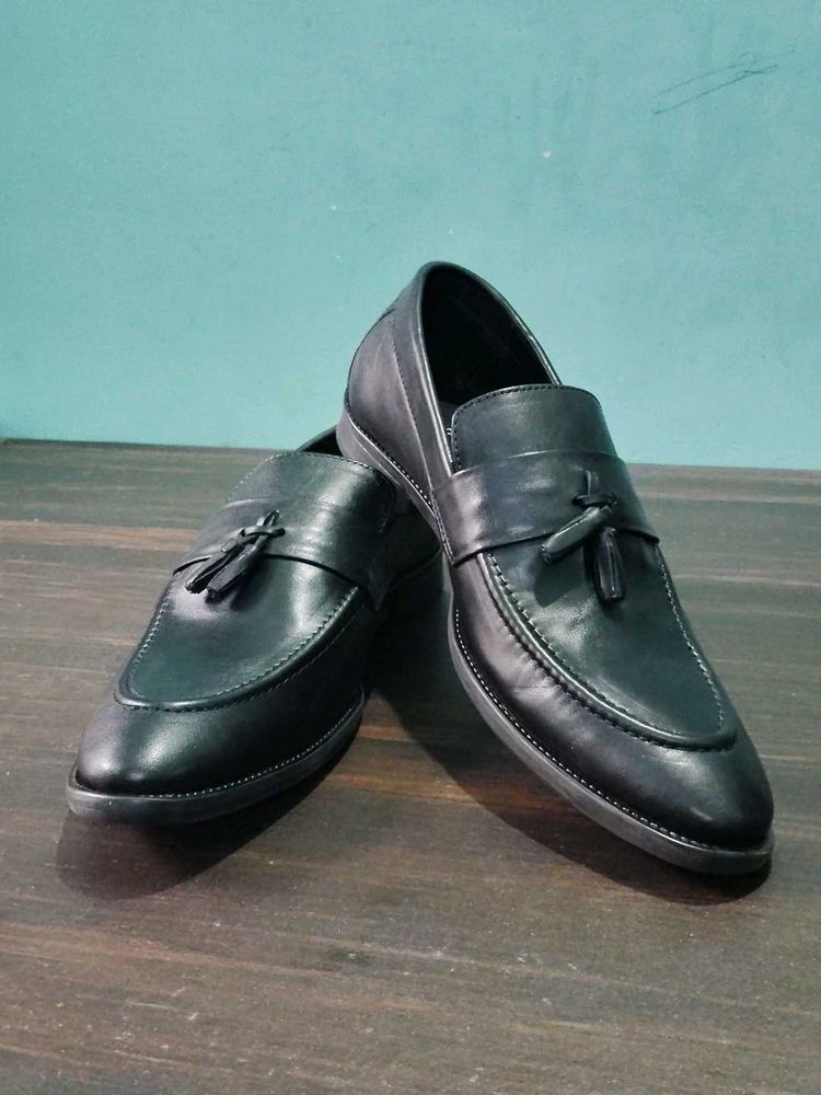 Black Tassel Loafers