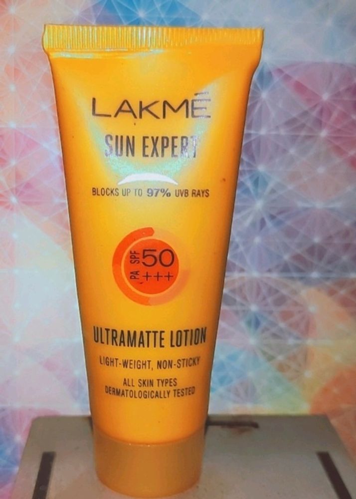 Lakme 50+++ SPF Sunscreen
