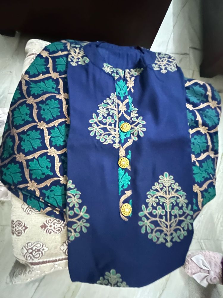 Embroidered Blue Kurta