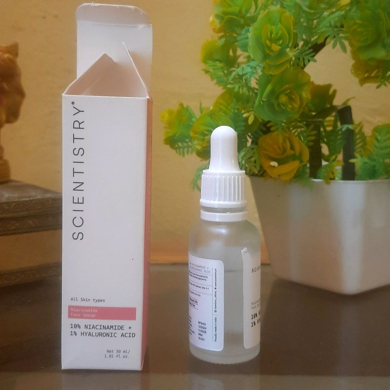 Naiccinmide And Hyloronic Acid Serum