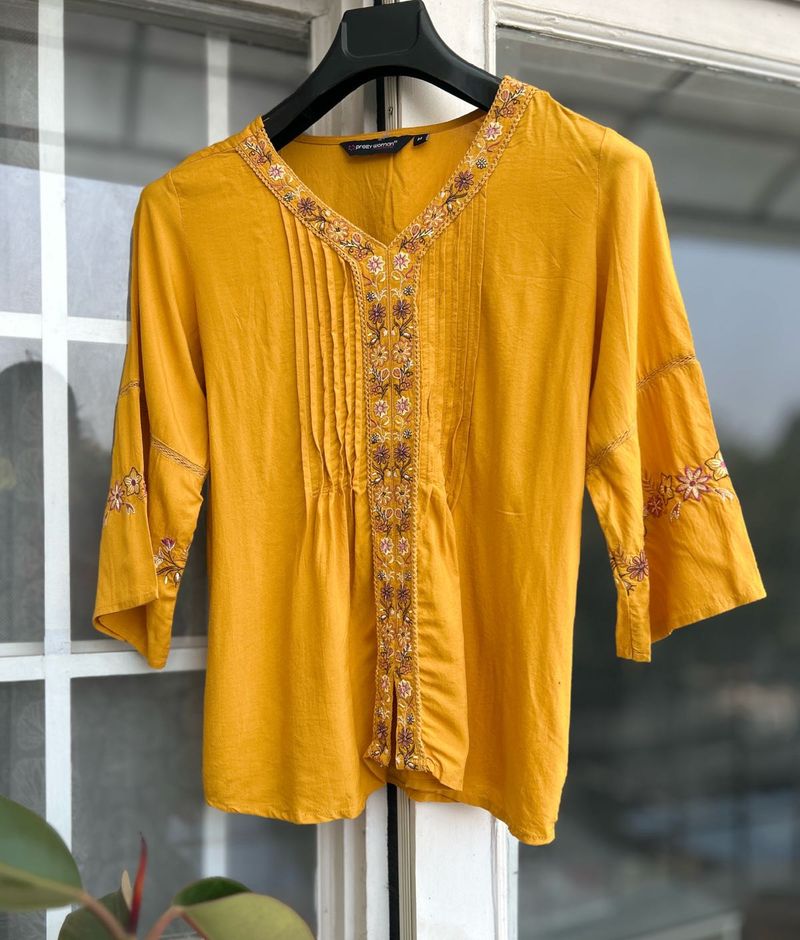 Stylish Mustard Top