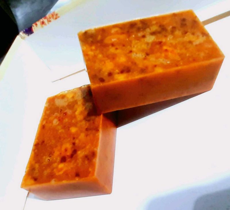 Detan Ubtan Soap