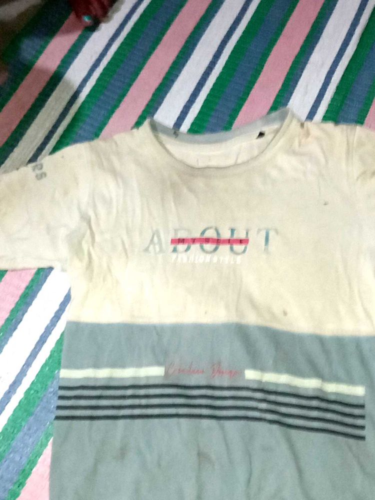 Casual T-shirt