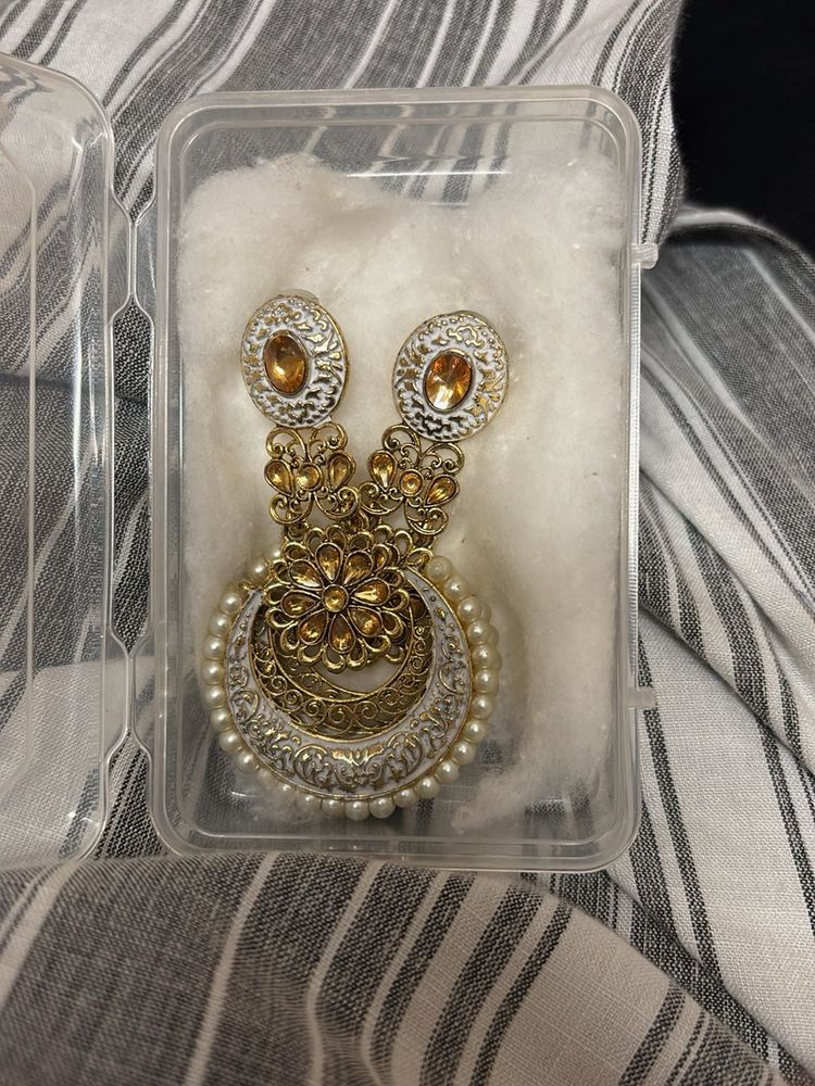 Danglers