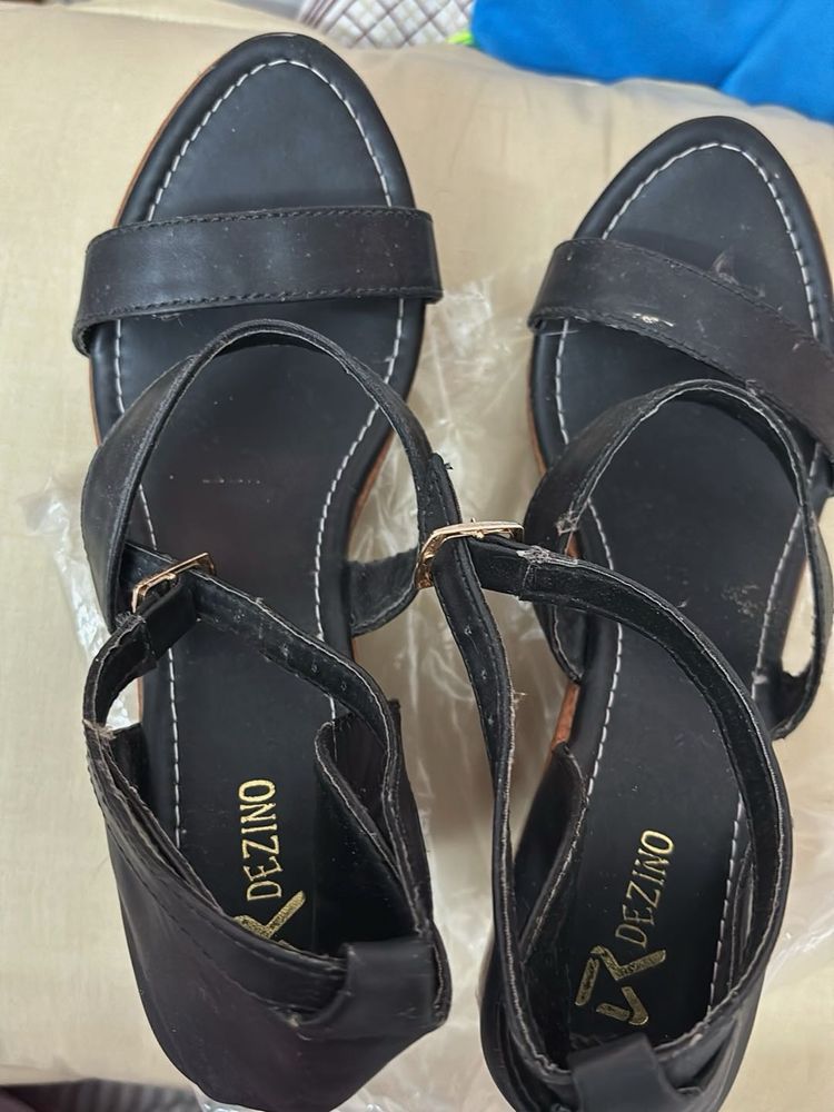 Black Wedges-Size 40