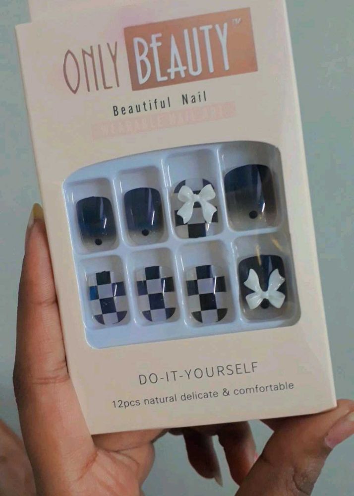 Press On Nails