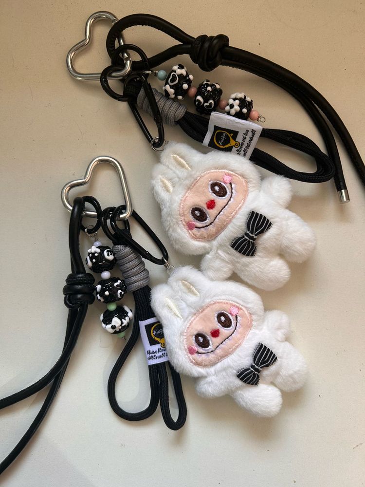 Labubu White Plushie 🖤