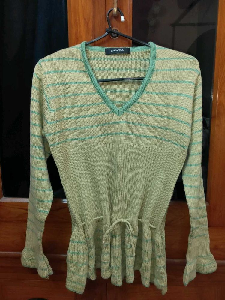 Beautiful New Mustard Colour Sweater Top