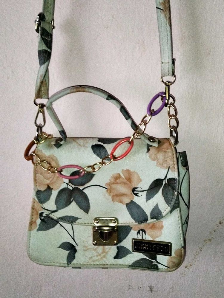 Sling Bag With Flower Print🌺