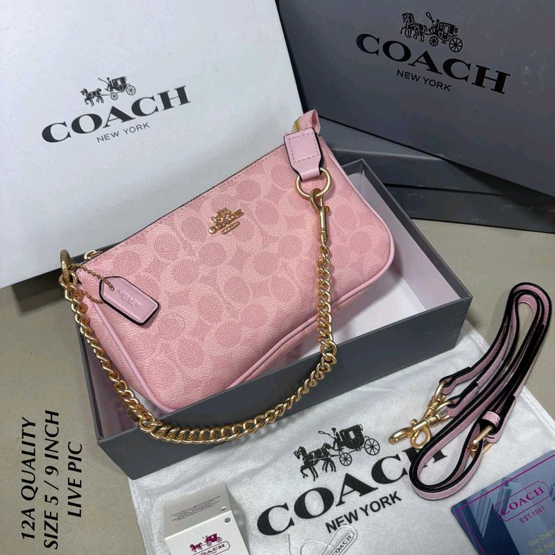 Coach Nolita 19 In Signature Canvas WD box