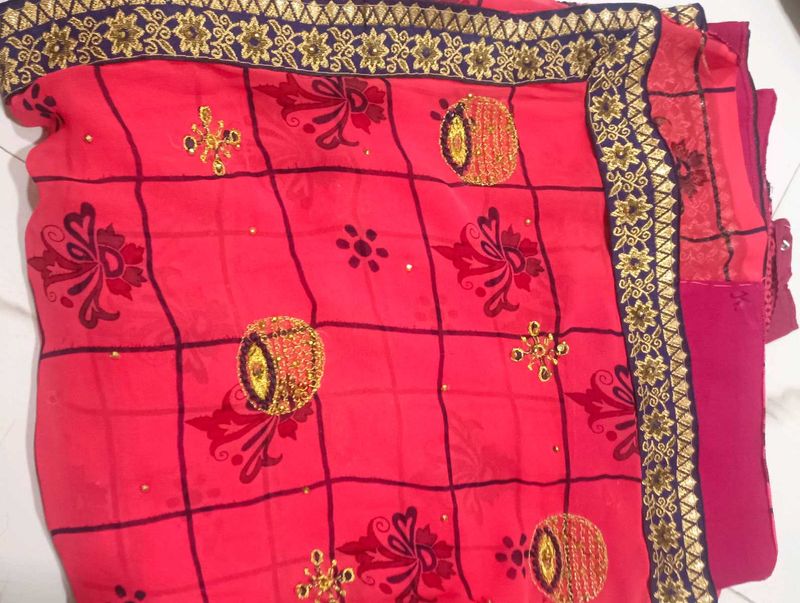 Elegant Pink Checkered Saree