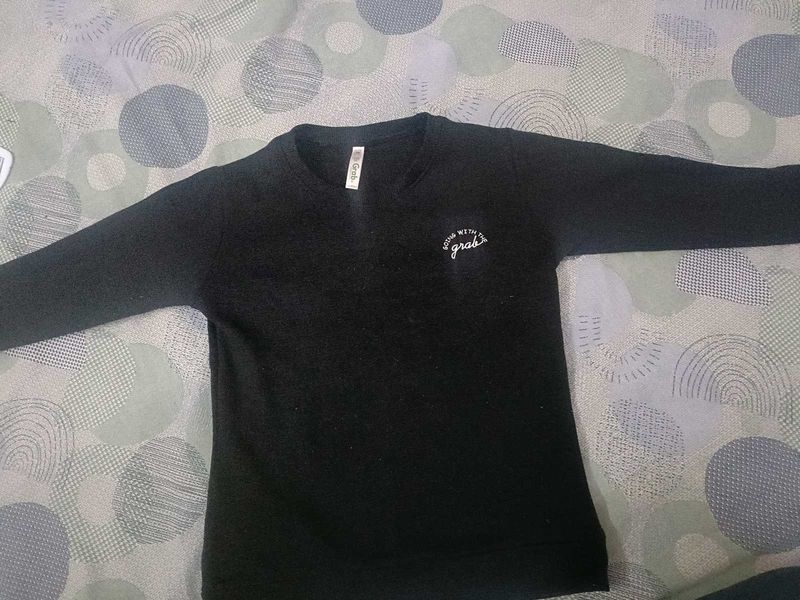 Black Sweatshirt For 5-6 Years Girl 28 Number