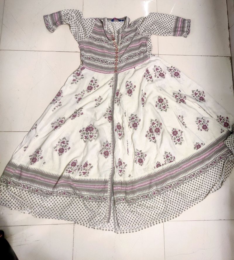 Anarkali Pattern Collered Suit