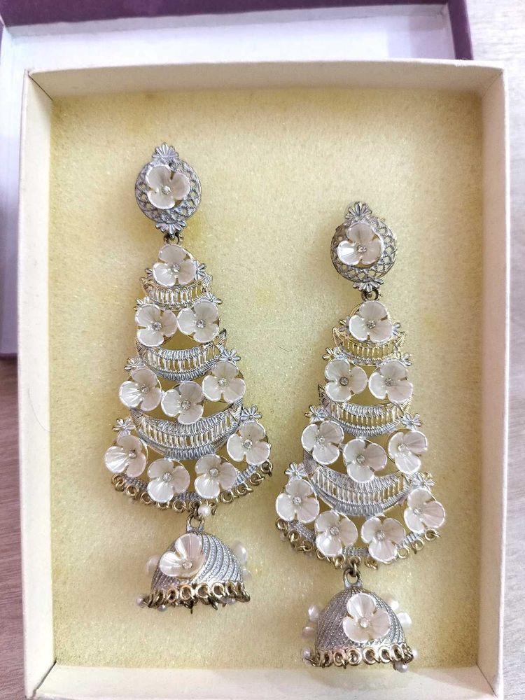 Vintage Floral Jhumka Earrings