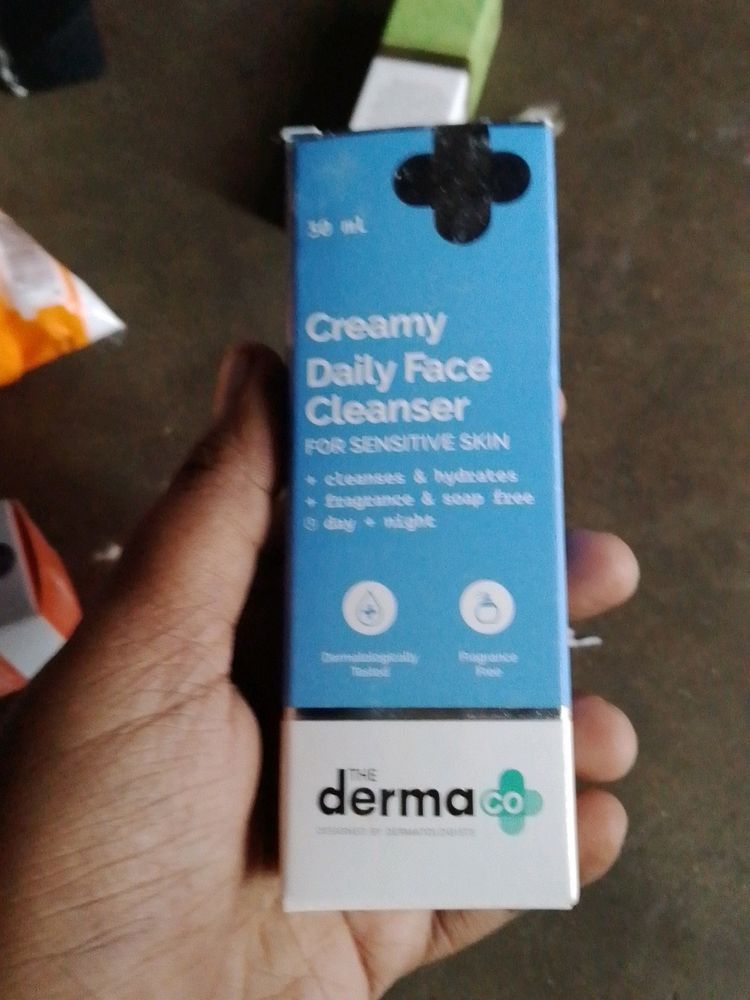 Combo Offer The Derma Co , Mama Earth Product Quan