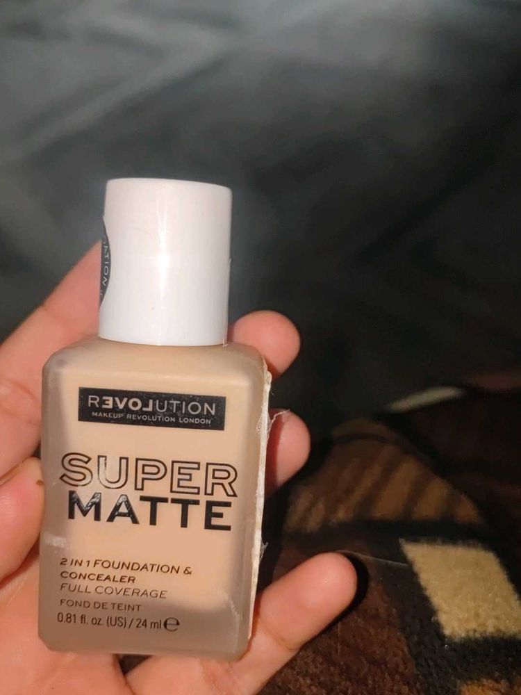 Revolution Super Matte Foundation
