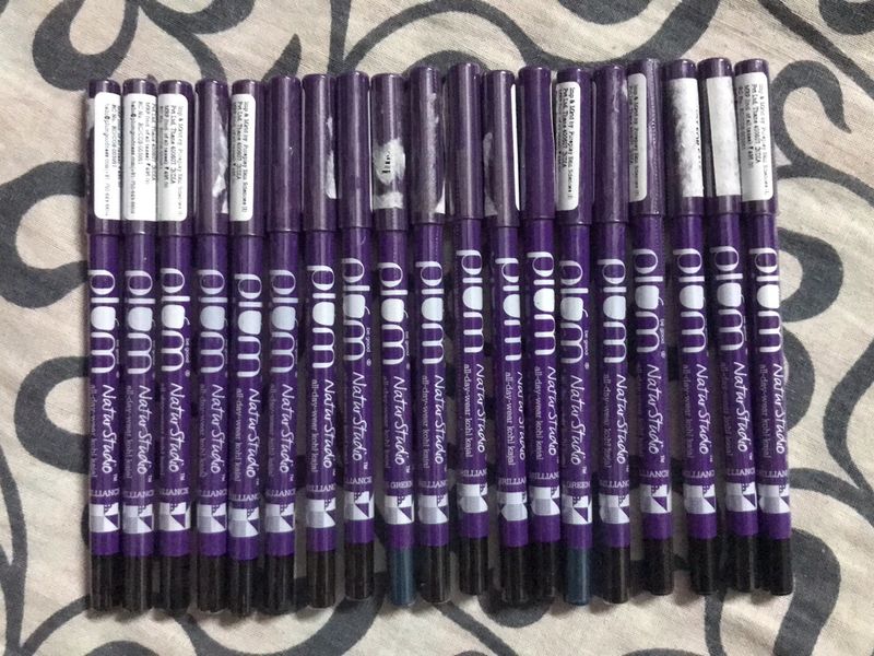 Plum Kajal Black/green