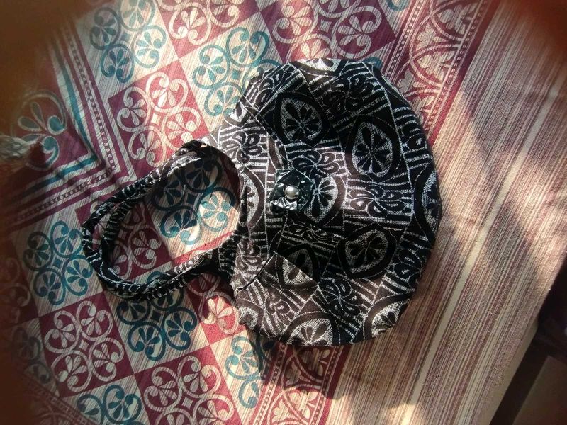 Patterned Handbag🖤